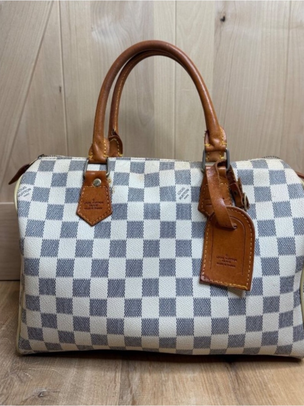 Monogram speedy in  good condition
Sturdy handles & great zipper 👜 🫶🏻